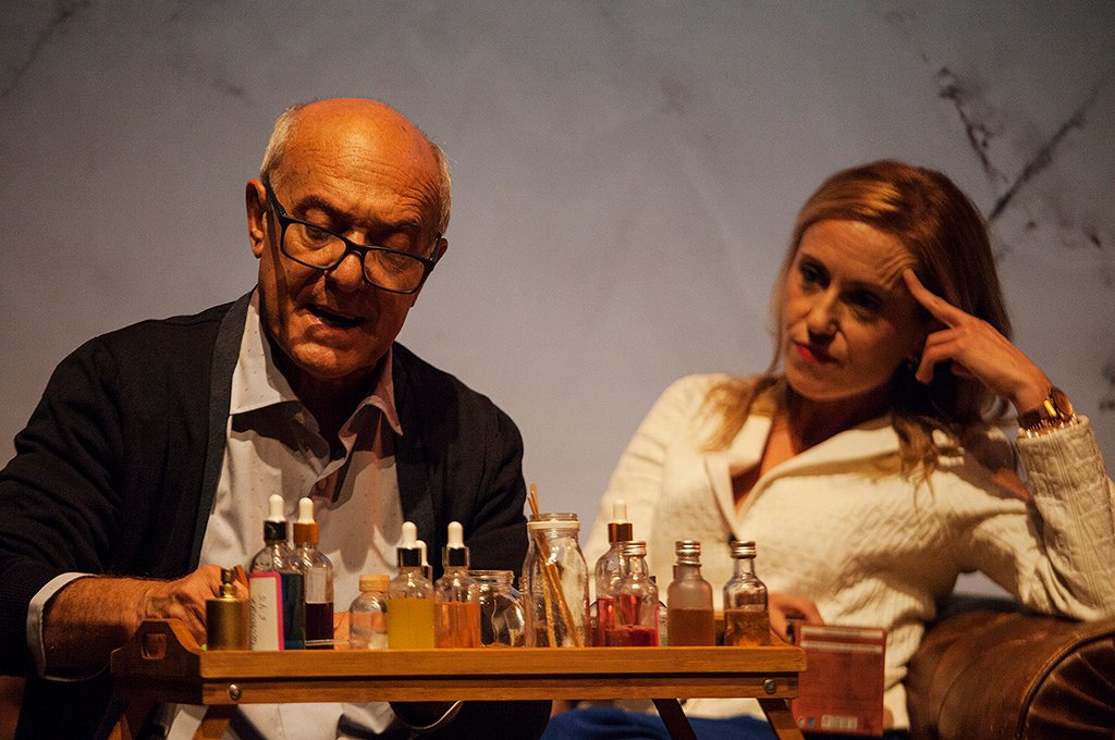 ‘El perfume del tiempo’ en el Teatro Leal: obra de Chema Cardeña sobre desapariciones en Argentina.