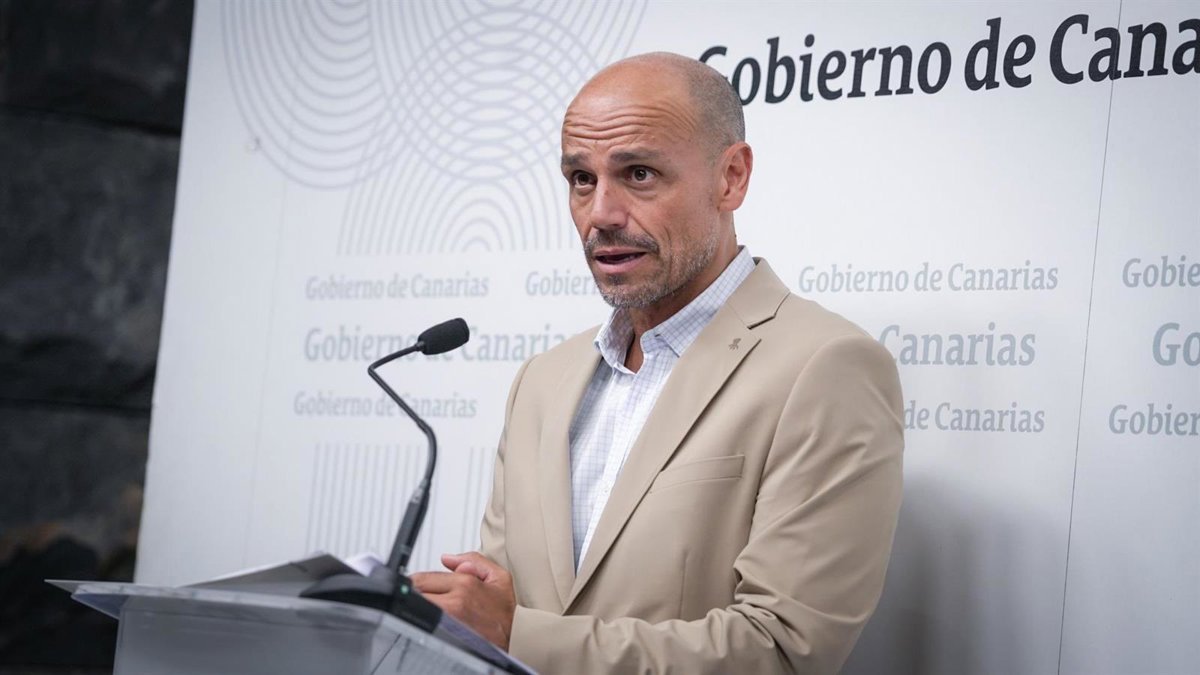 Gobierno canario sigue «muy preocupado» y exige informes técnicos sobre el traslado del crucero con hantavirus