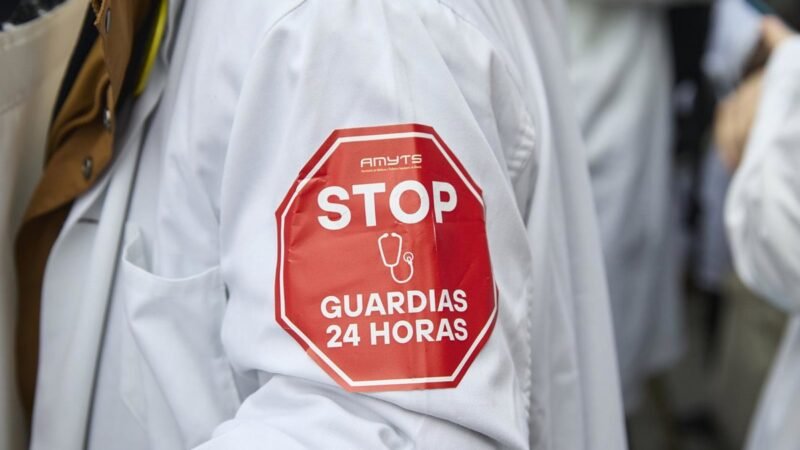 Mejoras en la Sanidad Pública: guardias obligatorias, más personal y salario, incompatibilidad con la privada.