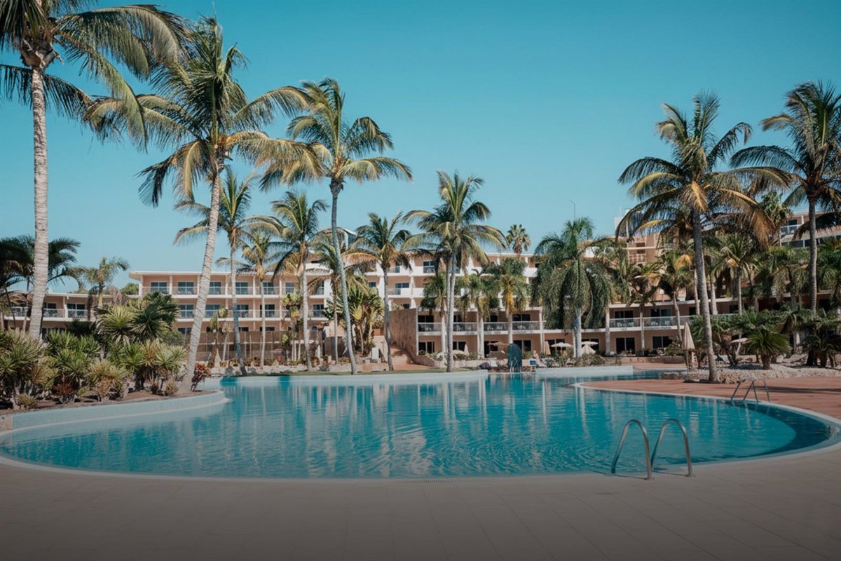 Pierre & Vacances expande su presencia en Canarias con la adquisición del Hotel Drago Park en Fuerteventura.